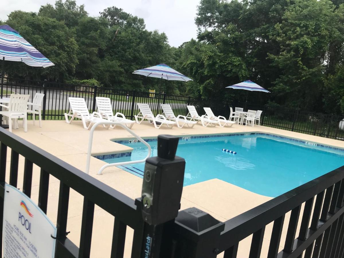 Baymont By Wyndham Lake Park Valdosta I75 Buitenkant foto
