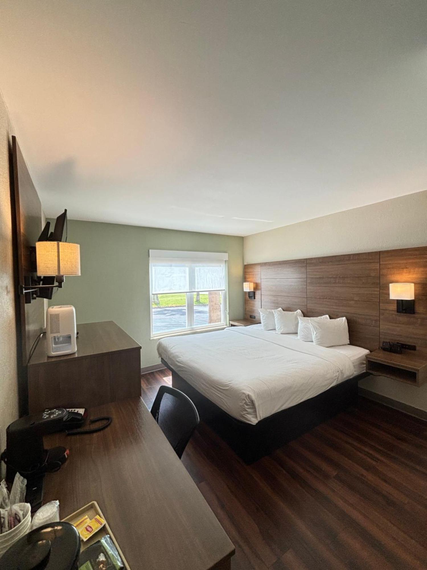 Baymont By Wyndham Lake Park Valdosta I75 Buitenkant foto