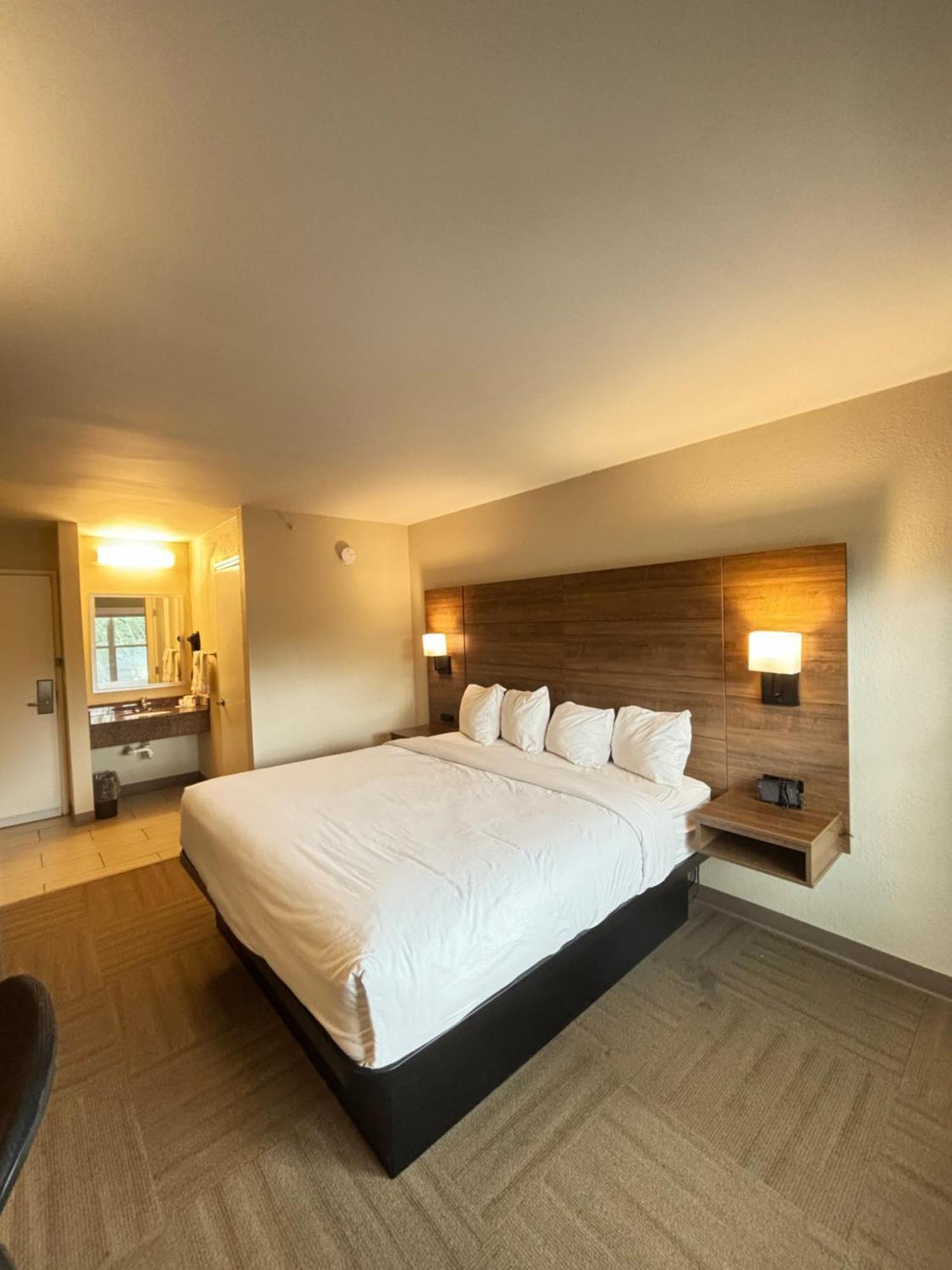 Baymont By Wyndham Lake Park Valdosta I75 Buitenkant foto